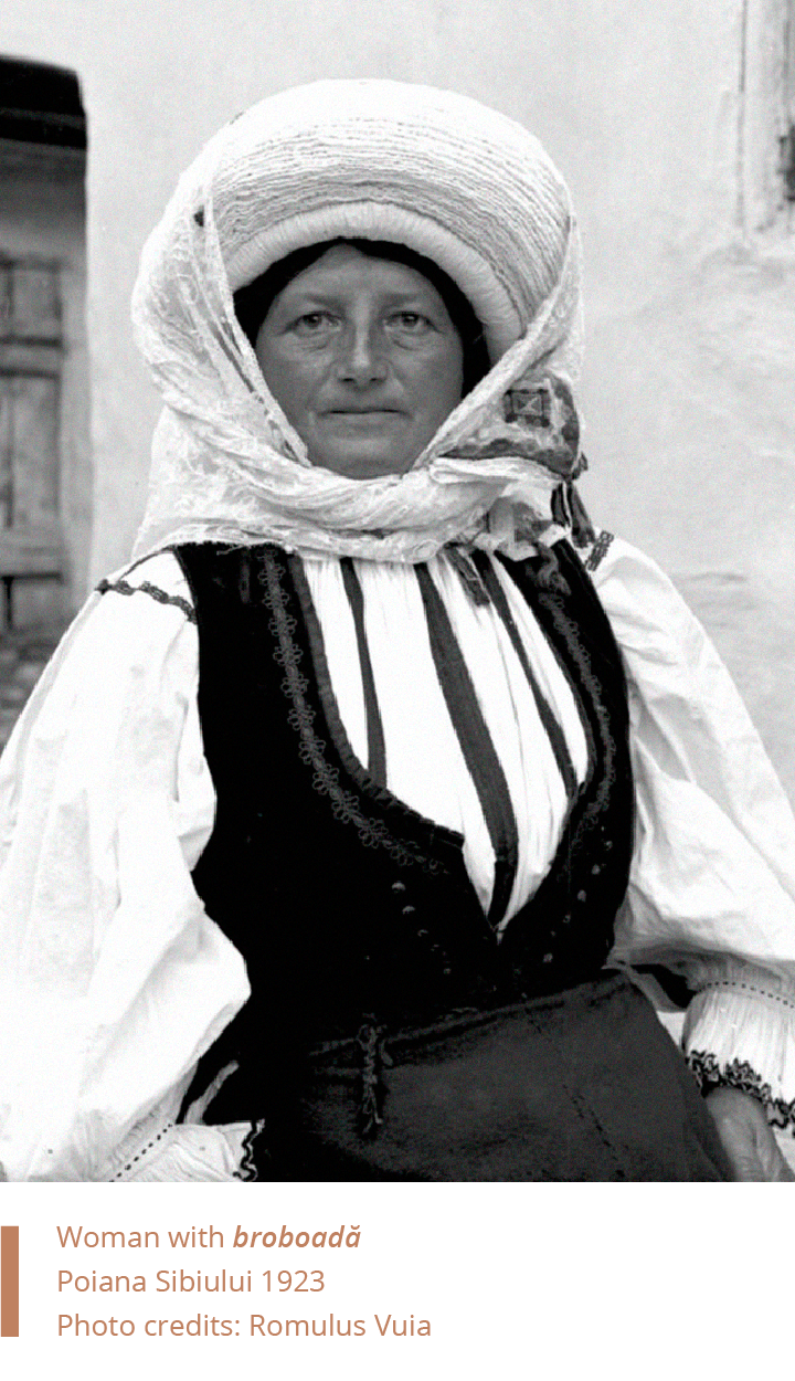 Folkwear-Society-Typology-woman-broboada-Sibiu